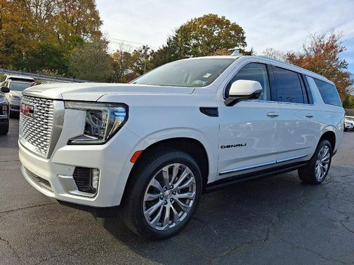 2023 GMC Yukon XL Denali