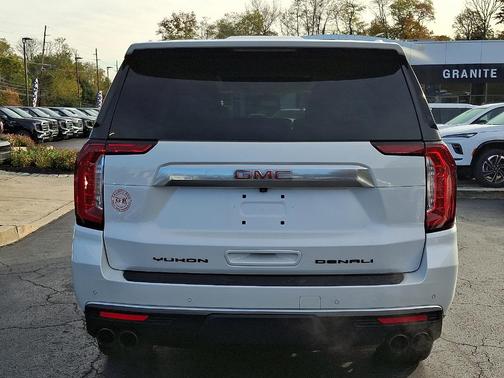 2023 GMC Yukon XL Denali