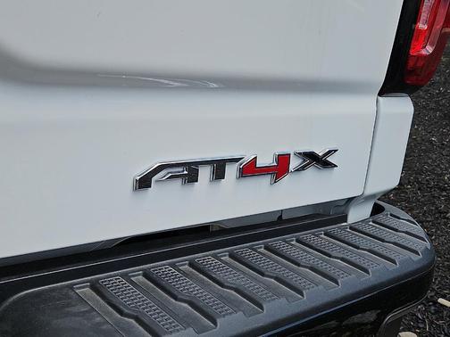 Summit White 2026 GMC Sierra 1500 AT4X
