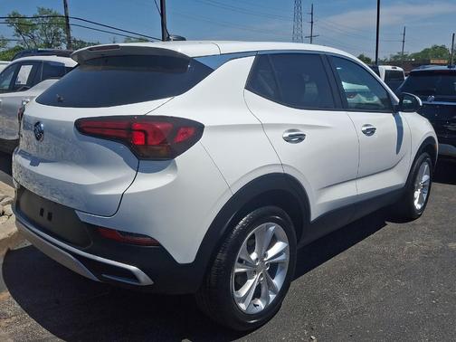 Summit White 2023 Buick Encore GX Preferred