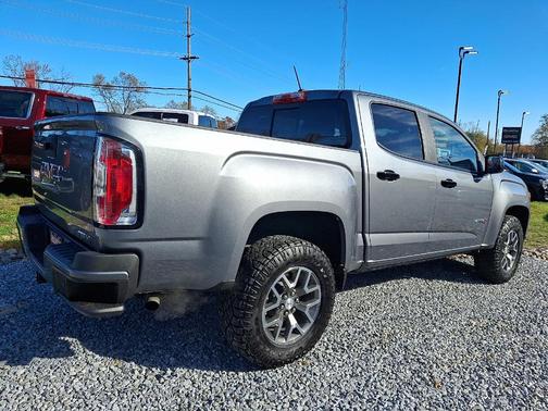 2022 GMC Canyon AT4