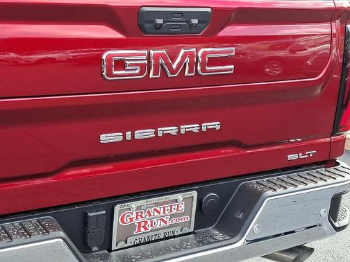 2026 GMC Sierra 2500 SLT