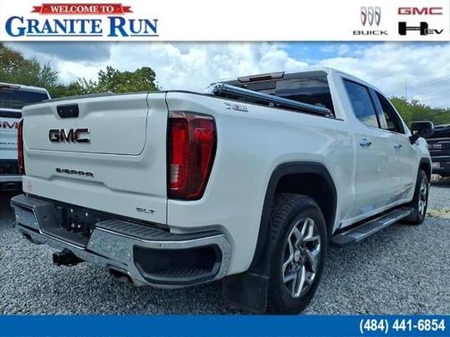 2022 GMC Sierra 1500 SLT