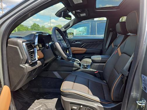 Sterling 2026 GMC Canyon AT4