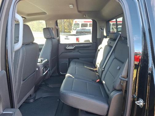 2026 GMC Sierra 2500 SLT