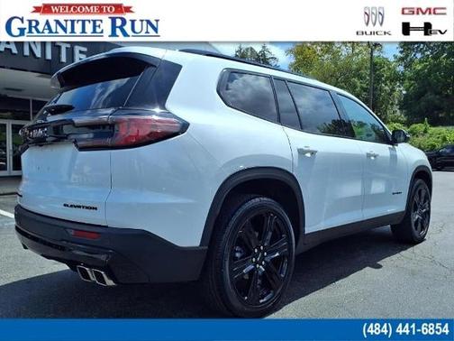 2025 GMC Acadia Elevation