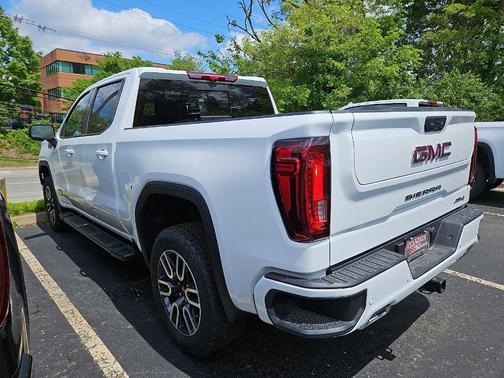 Summit White 2026 GMC Sierra 1500 AT4