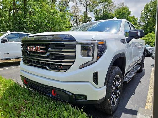 Summit White 2026 GMC Sierra 1500 AT4