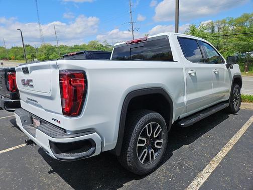 Summit White 2026 GMC Sierra 1500 AT4