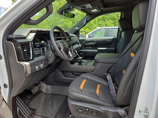 Summit White 2026 GMC Sierra 1500 AT4