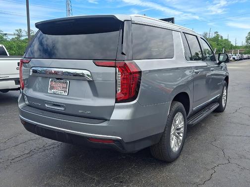 Sterling 2024 GMC Yukon XL SLT