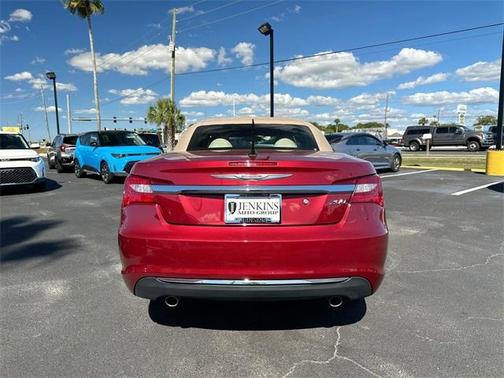 2012 Chrysler 200 Touring