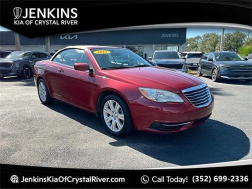 2012 Chrysler 200 Touring
