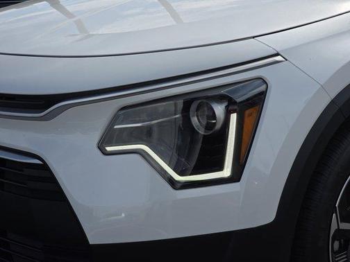 2025 Kia Niro EX