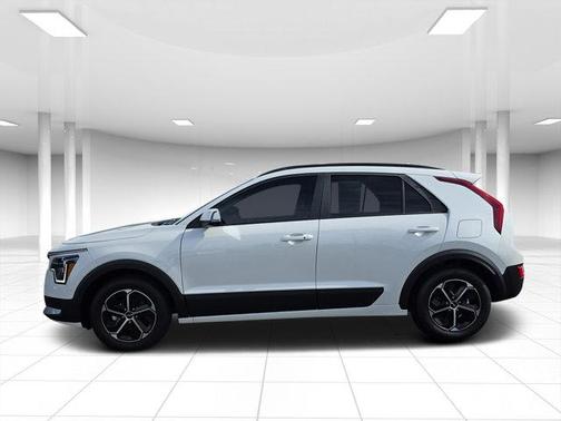 2025 Kia Niro EX