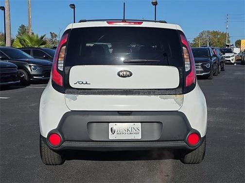 2015 Kia Soul +