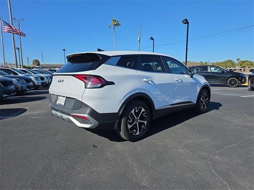 2023 Kia Sportage EX