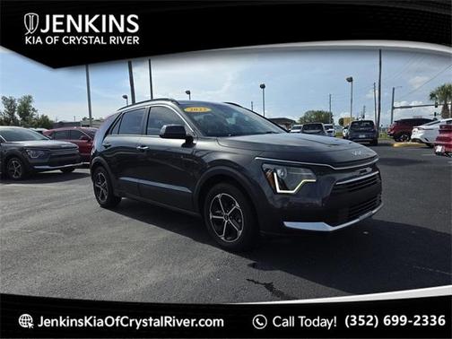 2023 Kia Niro LX