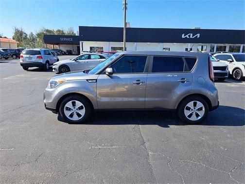 2016 Kia Soul Base