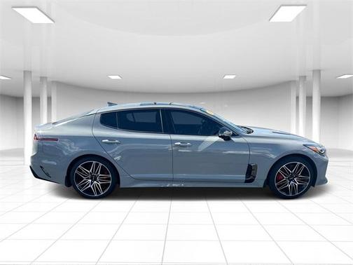 2023 Kia Stinger GT2