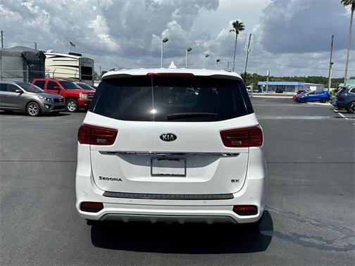 2021 Kia Sedona SX