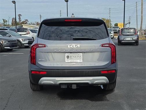 2022 Kia Telluride LX