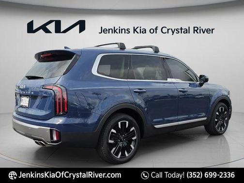 Midnight Black 2025 Kia Telluride SX