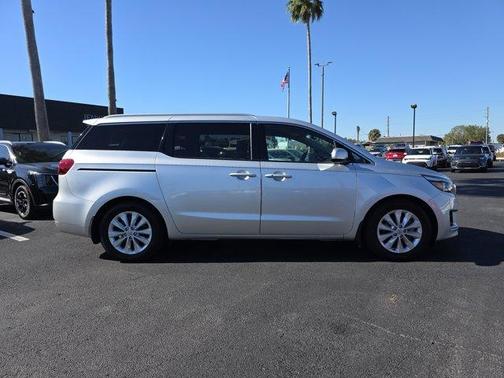 2016 Kia Sedona EX