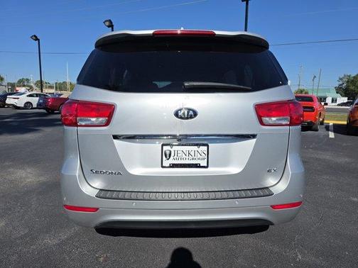 2016 Kia Sedona EX