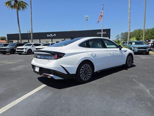 White 2025 Hyundai SONATA Hybrid Limited