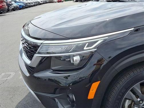 2022 Kia Seltos S