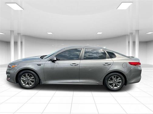 2017 Kia Optima LX Turbo