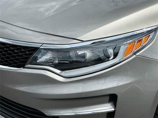 2017 Kia Optima LX Turbo