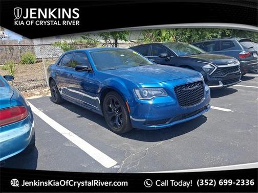 2021 Chrysler 300 Touring