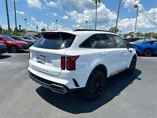 2022 Kia Sorento SX