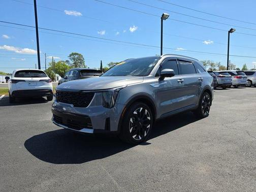 Everlasting Silver 2024 Kia Sorento SX