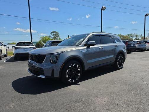 Everlasting Silver 2024 Kia Sorento SX