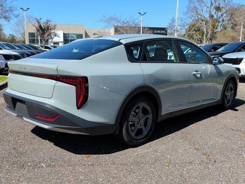2026 Kia K4 