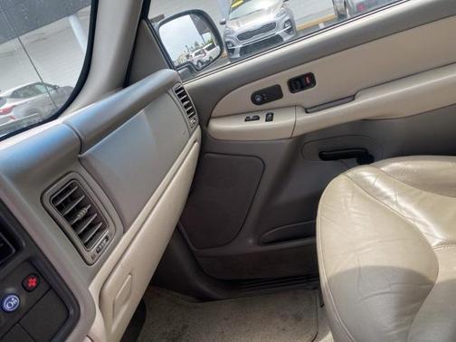 2001 GMC Yukon XL SLT