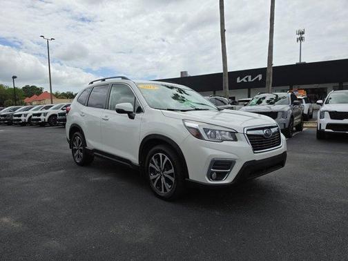 Crystal White Pearl 2019 Subaru Forester Limited