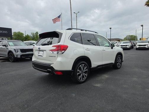 Crystal White Pearl 2019 Subaru Forester Limited