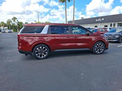 2022 Kia Carnival EX