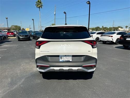 2023 Kia Sportage Hybrid LX