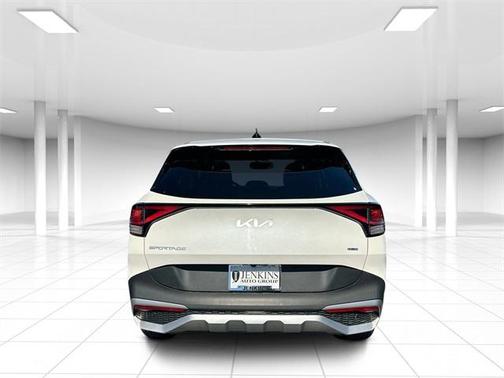 2023 Kia Sportage Hybrid LX