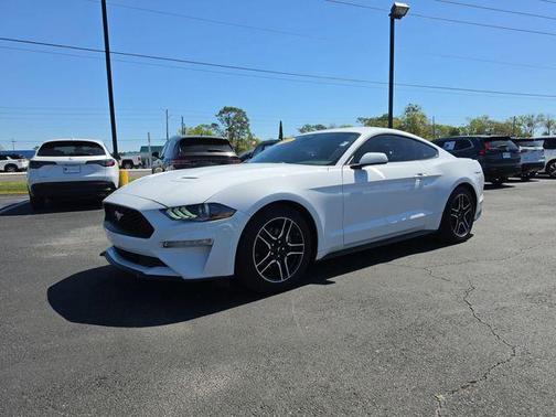 2022 Ford Mustang EcoBoost Premium