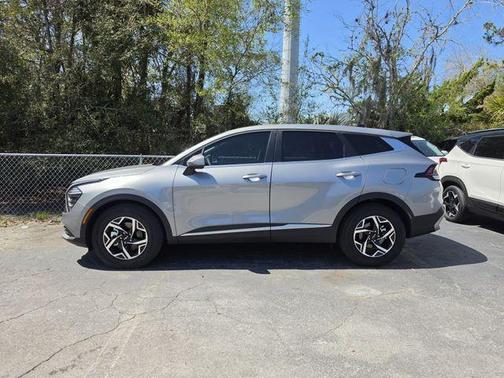 2025 Kia Sportage LX