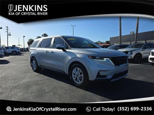 2023 Kia Carnival LX