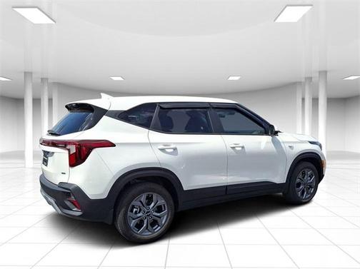 2024 Kia Seltos LX