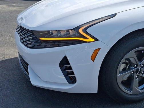 2022 Kia K5 LXS