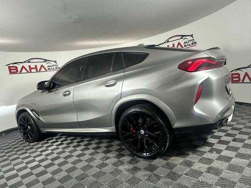 2022 BMW X6 M Base (A8)